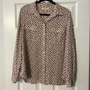 4/$20- LOFT women’s pink button down shirt in size L